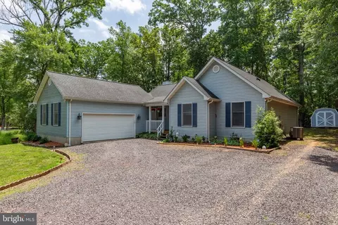 103 Patrick Henry Ct, Locust Grove, VA 22508