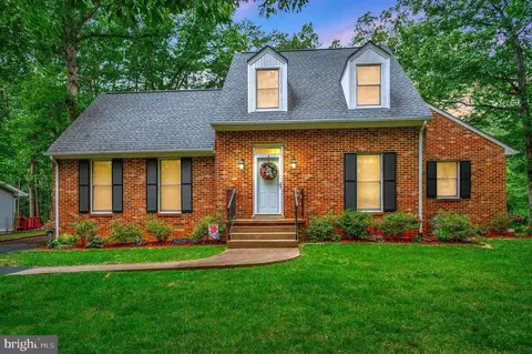 1223 Eastover Pkwy, Locust Grove, VA 22508