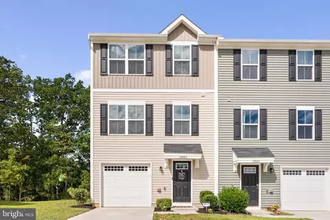 2862 Farzi Cir, Locust Grove, VA 22508