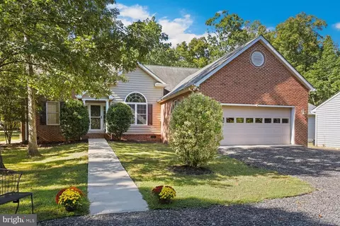 608 Liberty Blvd, Locust Grove, VA 22508