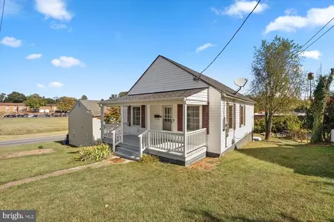 321 Belleview Ave, Orange, VA 22960 photo 4