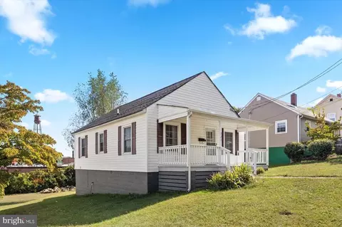 321 Belleview Ave, Orange, VA 22960 photo 2