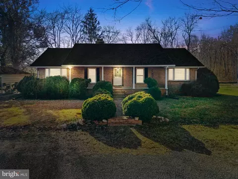 19168 Lovers Ln, Gordonsville, VA 22942