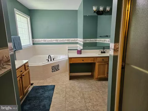 117 Wilderness Dr, Locust Grove, VA 22508