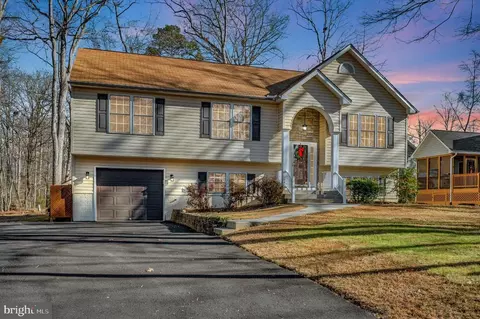 102 Seven Pines Dr, Locust Grove, VA 22508