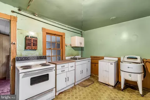 Kitchen - 169 E Main St E, Orange, VA 22960 photo 2 of 2