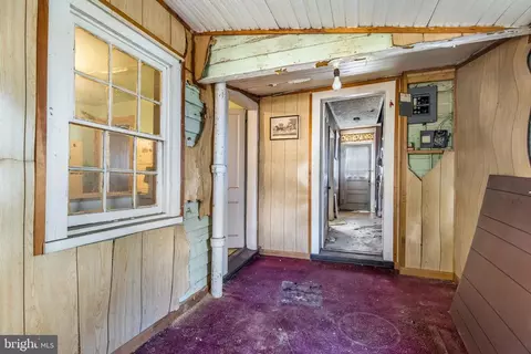 Entry Way - 169 E Main St E, Orange, VA 22960 photo 5 of 7