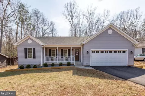 122 Jefferson Ave, Locust Grove, VA 22508