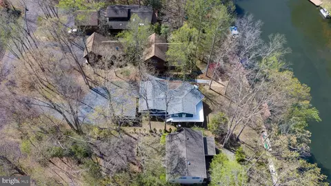 119 Larkspur Ln, Locust Grove, VA 22508
