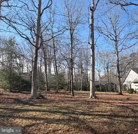 144 Jefferson Ave, Locust Grove, VA 22508