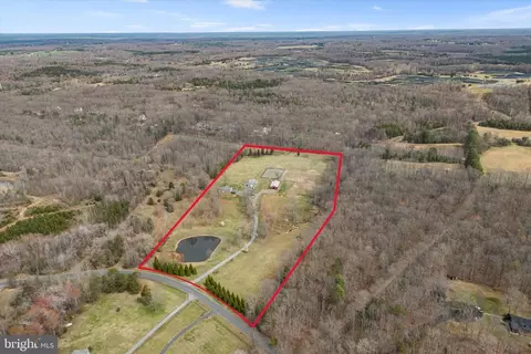9107 Grasty Gold Mine Rd, Rhoadesville, VA 22542 photo 4