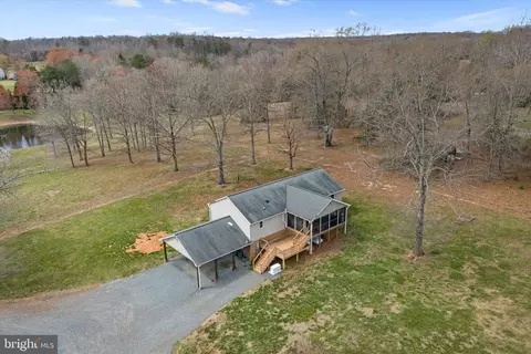 9107 Grasty Gold Mine Rd, Rhoadesville, VA 22542 photo 3