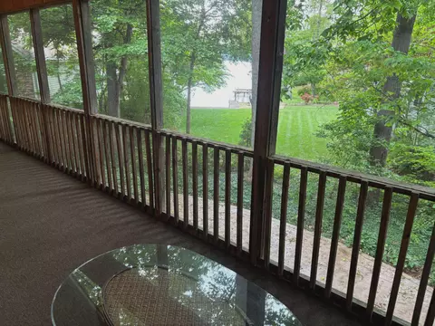 110 Federal Rd, Locust Grove, VA 22508