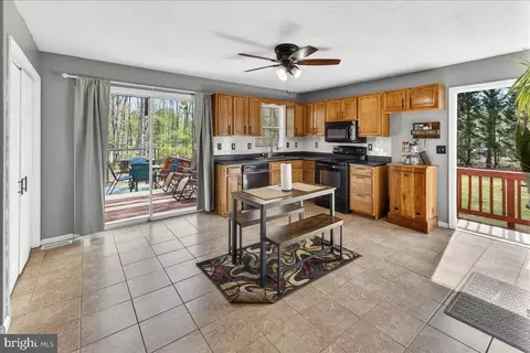 6265 Browning Rd, Culpeper, VA 22701 photo 9