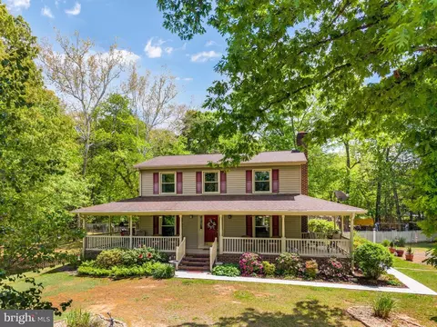 2065 Spotswood Dr, Locust Grove, VA 22508