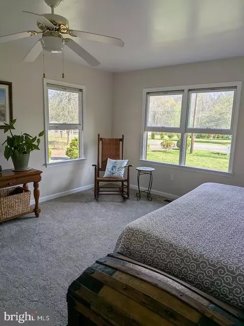 25209 Lafayette Dr, Rhoadesville, VA 22542 photo 9