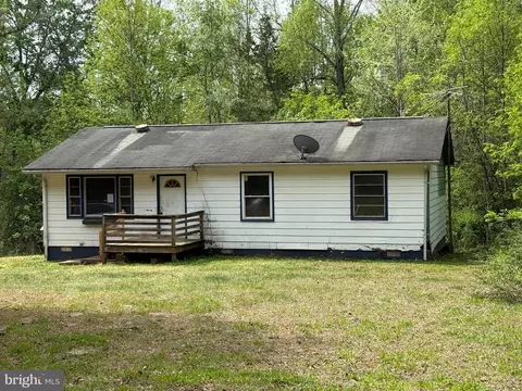3154 Flat Run Rd, Locust Grove, VA 22508