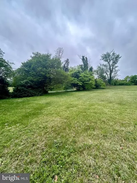 E Main St, Orange, VA 22960