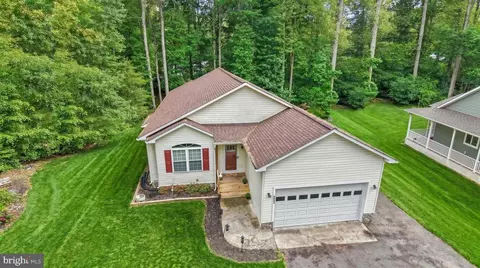 2602 Lakeview Pkwy, Locust Grove, VA 22508