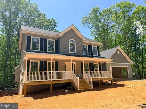 Autumn Ridge Ln, Unionville, VA 22567