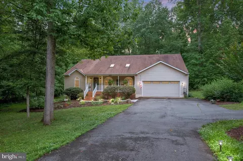 2402 Lakeview Pkwy, Locust Grove, VA 22508