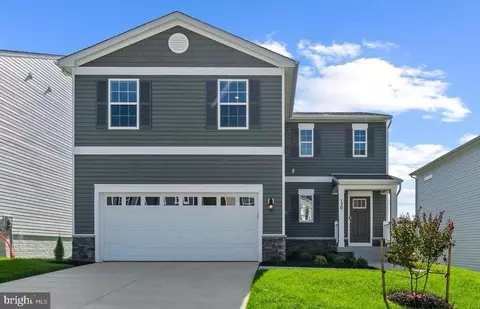 3155 White Tail Dr, Locust Grove, VA 22508