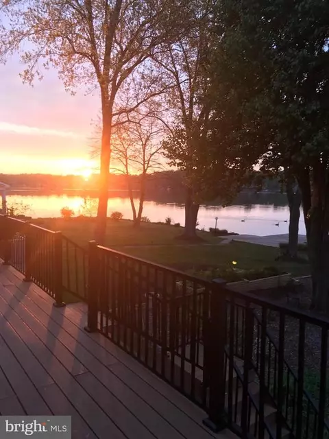 102 Flat Run, Locust Grove, VA 22508