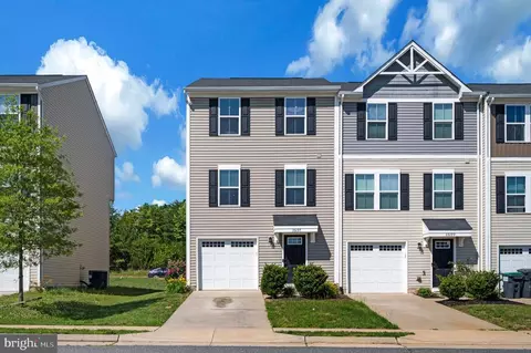35197 Sara Ct, Locust Grove, VA 22508