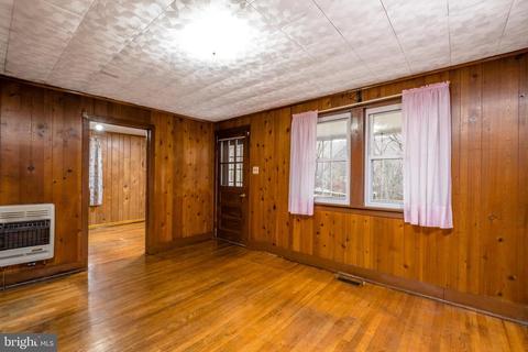 189 Weakley Ln, Stanley, VA 22851 photo 4