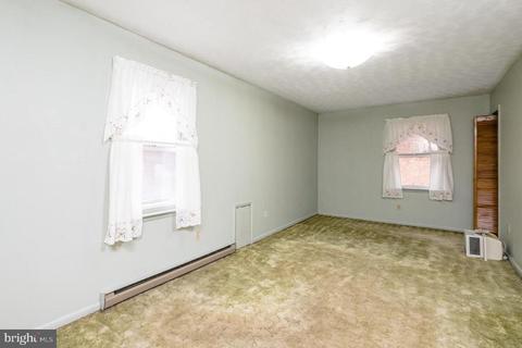 189 Weakley Ln, Stanley, VA 22851 photo 10
