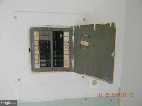 944 E Main St, Stanley, VA 22851 photo 17