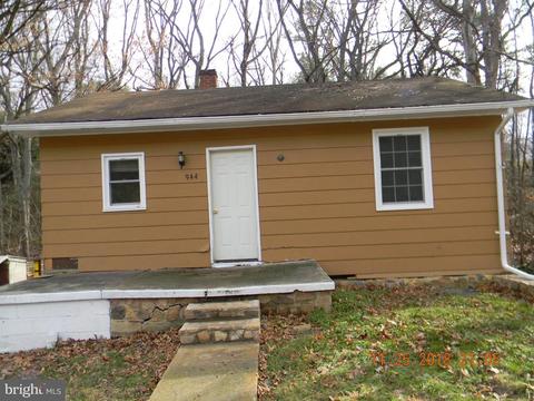 944 E Main St, Stanley, VA 22851 photo 2