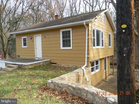 944 E Main St, Stanley, VA 22851 photo 1