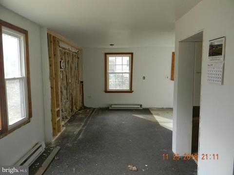 944 E Main St, Stanley, VA 22851 photo 14