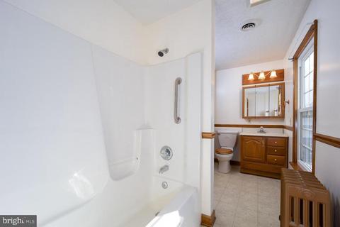 300 E Main St, Luray, VA 22835 photo 20