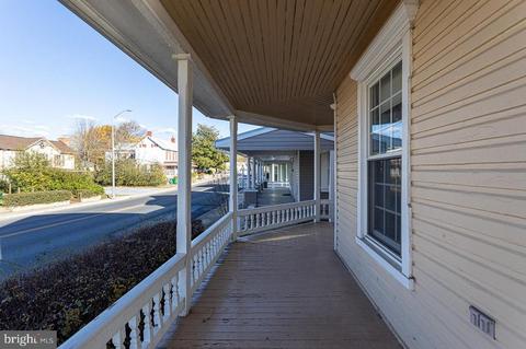300 E Main St, Luray, VA 22835 photo 25