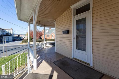 300 E Main St, Luray, VA 22835 photo 24