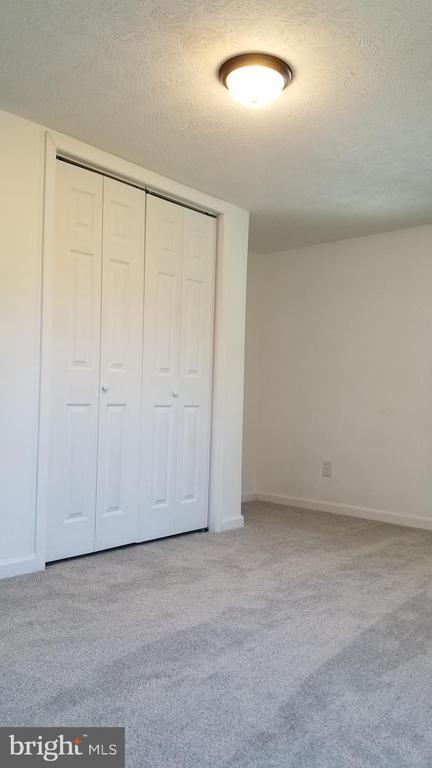 314 Pond Ave, Stanley, VA 22851 photo 4