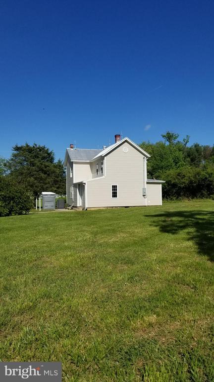 314 Pond Ave, Stanley, VA 22851 photo 8
