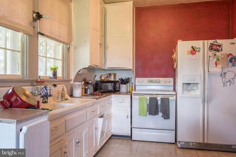 282 Chapel Rd, Stanley, VA 22851 photo 8