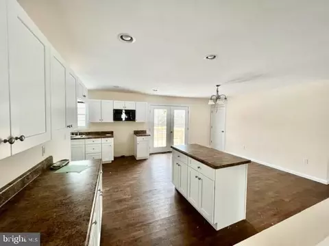 307 Leola Loop, Stanley, VA 22851 photo 4