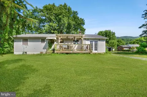 201 Ida Loop Rd, Luray, VA 22835 photo 2