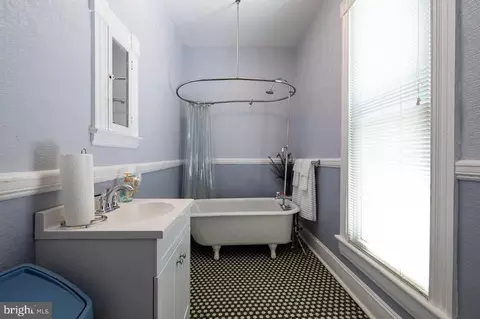 312 E Main St E, Luray, VA 22835 photo 27