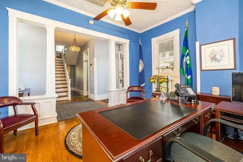 312 E Main St E, Luray, VA 22835 photo 6
