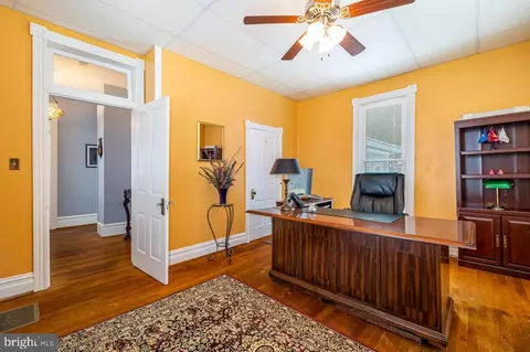 312 E Main St E, Luray, VA 22835 photo 21