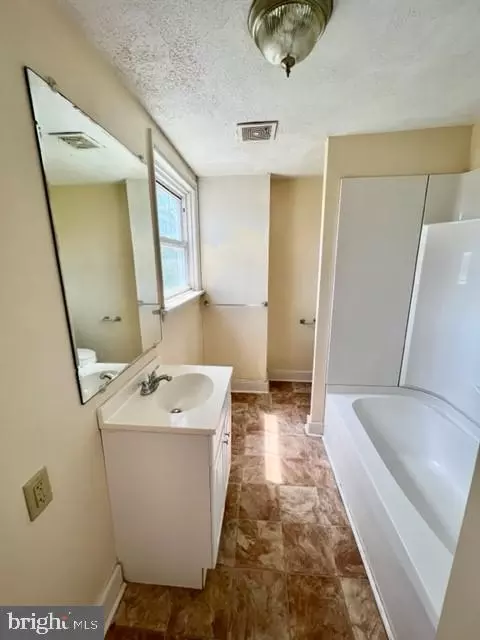 321 3rd St, Shenandoah, VA 22849 photo 9