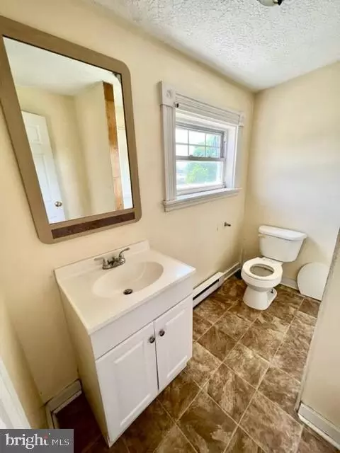 321 3rd St, Shenandoah, VA 22849 photo 14
