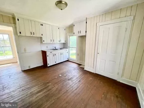 321 3rd St, Shenandoah, VA 22849 photo 10