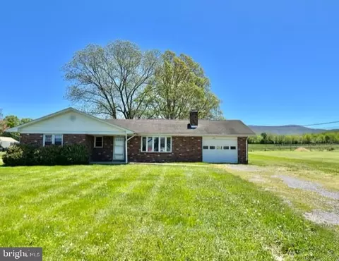 1049 Judy Ln, Stanley, VA 22851