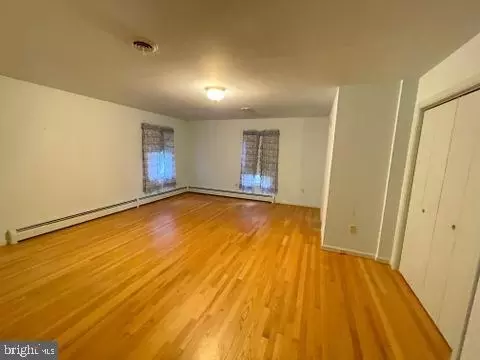 9 Spring St, Luray, VA 22835 photo 11
